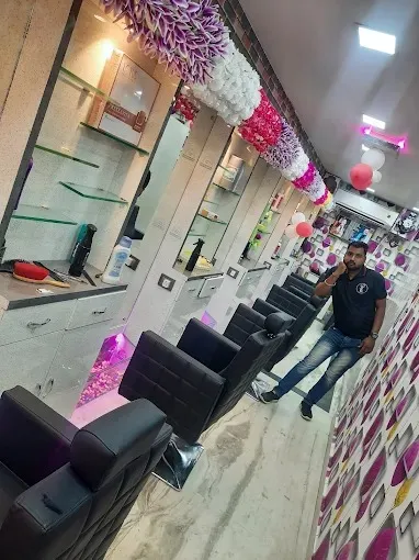 The Family Salon in Bokaro