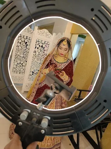 Loreal Skin Care Beauty Salon & Makeup Studio|Best Bridal Makeup Artist In Dhanbad|Best Beauty Parlour In Dhanbad