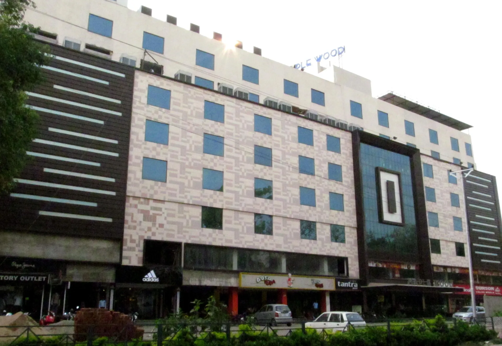 Maplewood Hotel in Ranchi