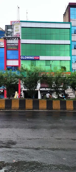 Glowing Family Salon & sPA - Best Unisex Salon in Jamshedpur